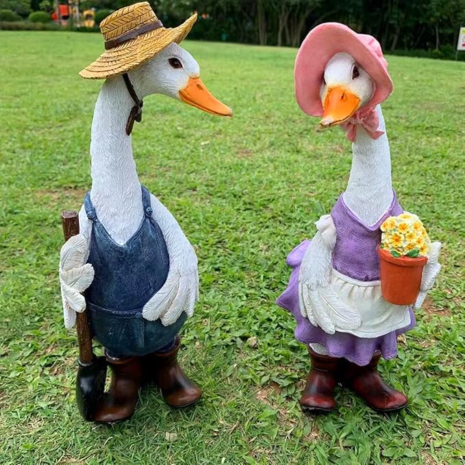 Gardener Duck Couple Garden Statue – Female