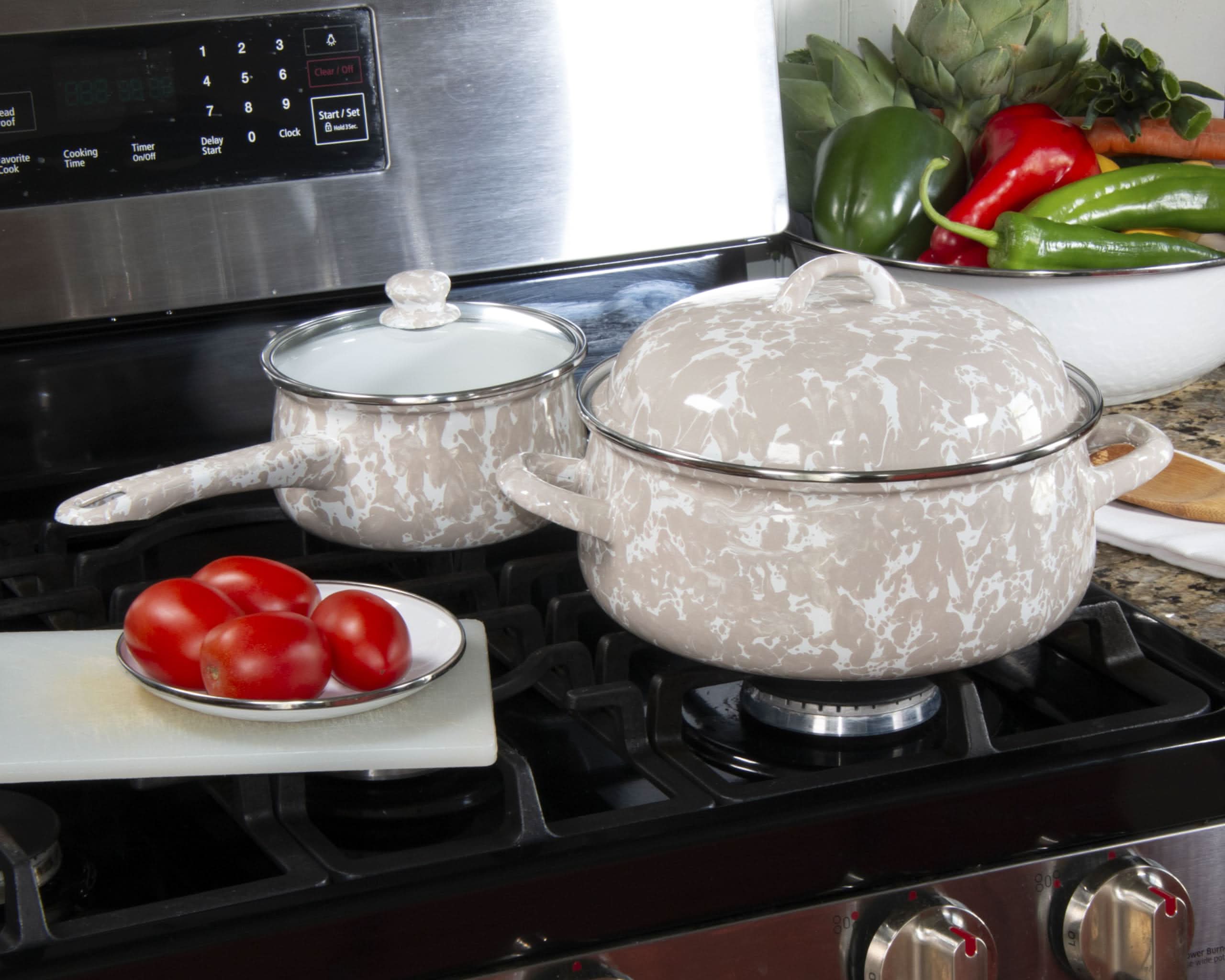 Golden Rabbit Enamelware 4 Qt Dutch Oven
