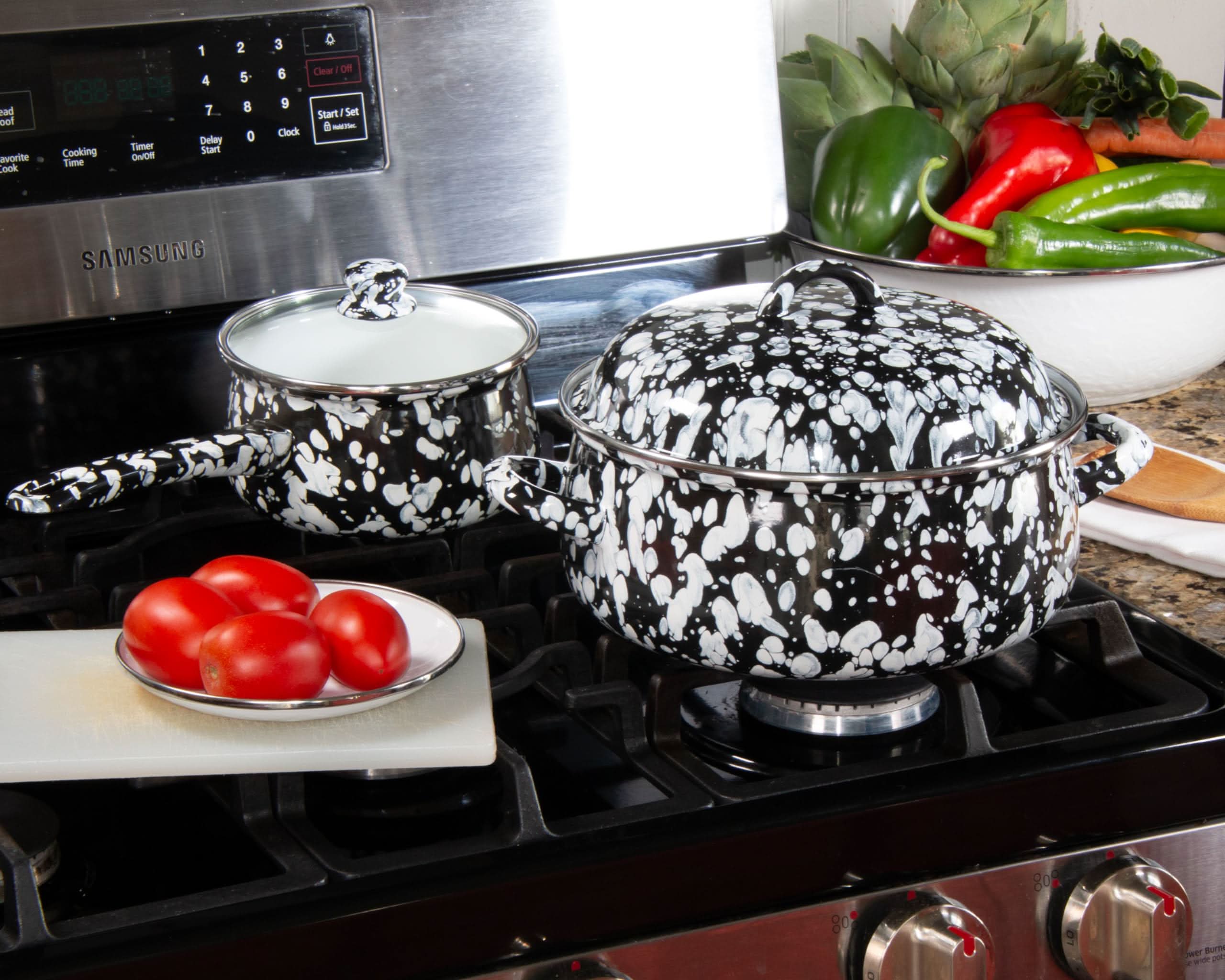 Golden Rabbit Enamelware 4 Qt Dutch Oven