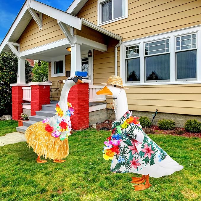 Hawaiian Luau Goose Outfit with Hula Skirt – Set of 2