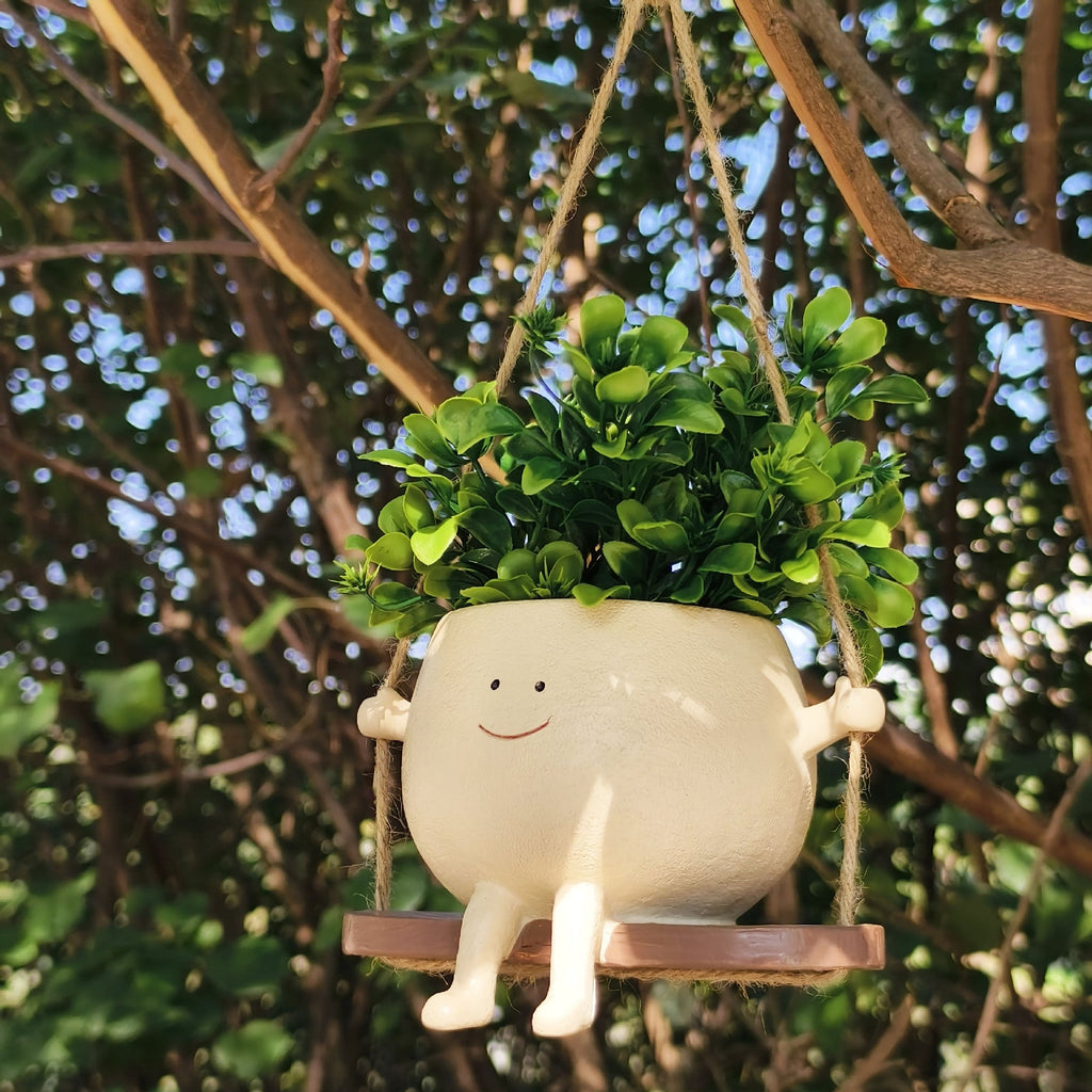 Swing Face Resin Wall Hanging Planter