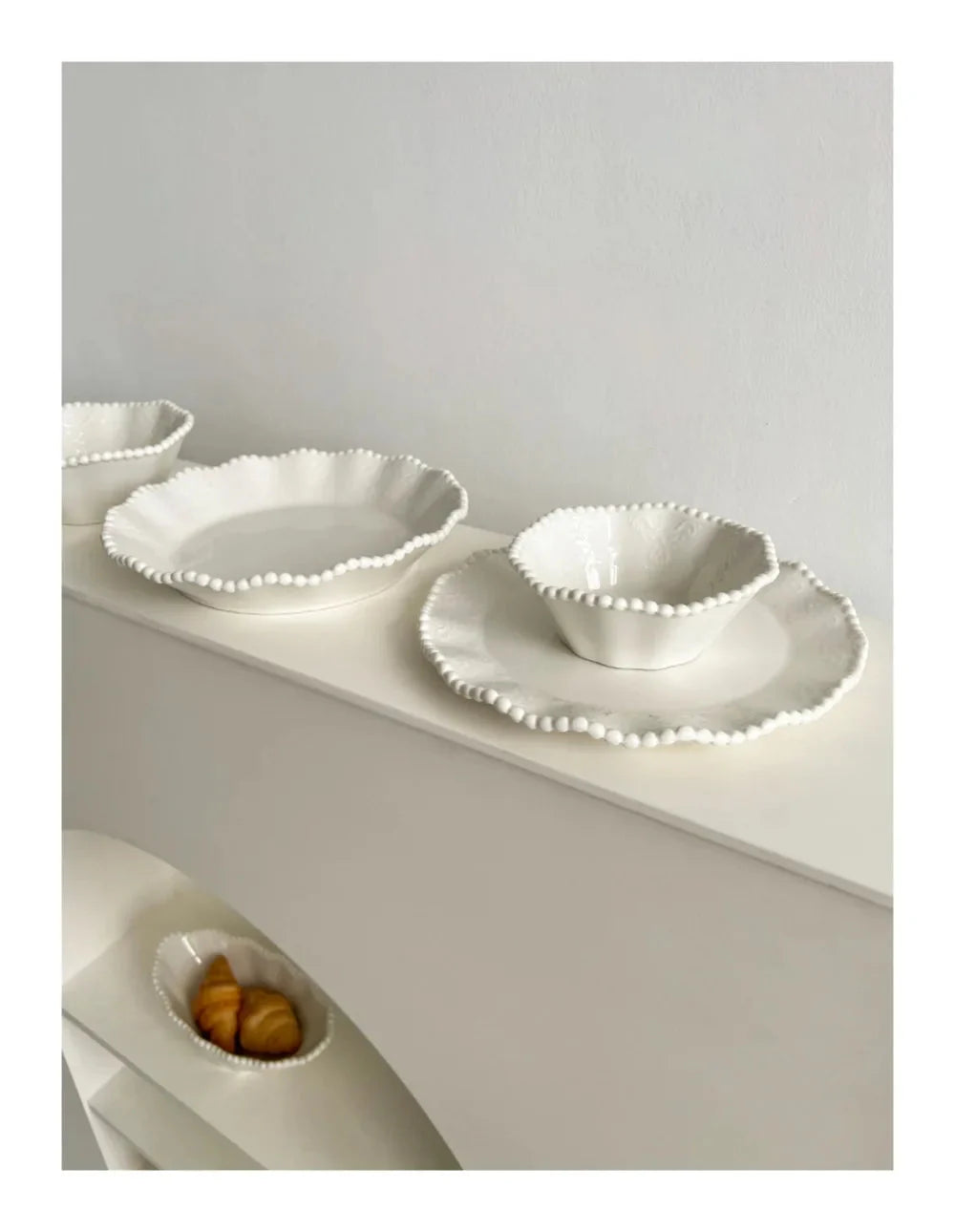 Ceramic Pearl Plates & Bowls Breakfast Set