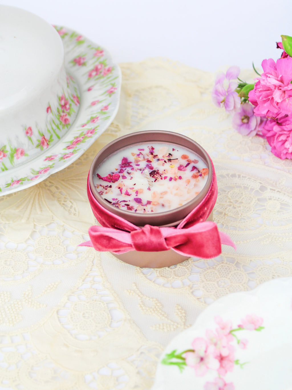 Unlabeled 4 oz Botanical Soy Wax Candles – Party Favors