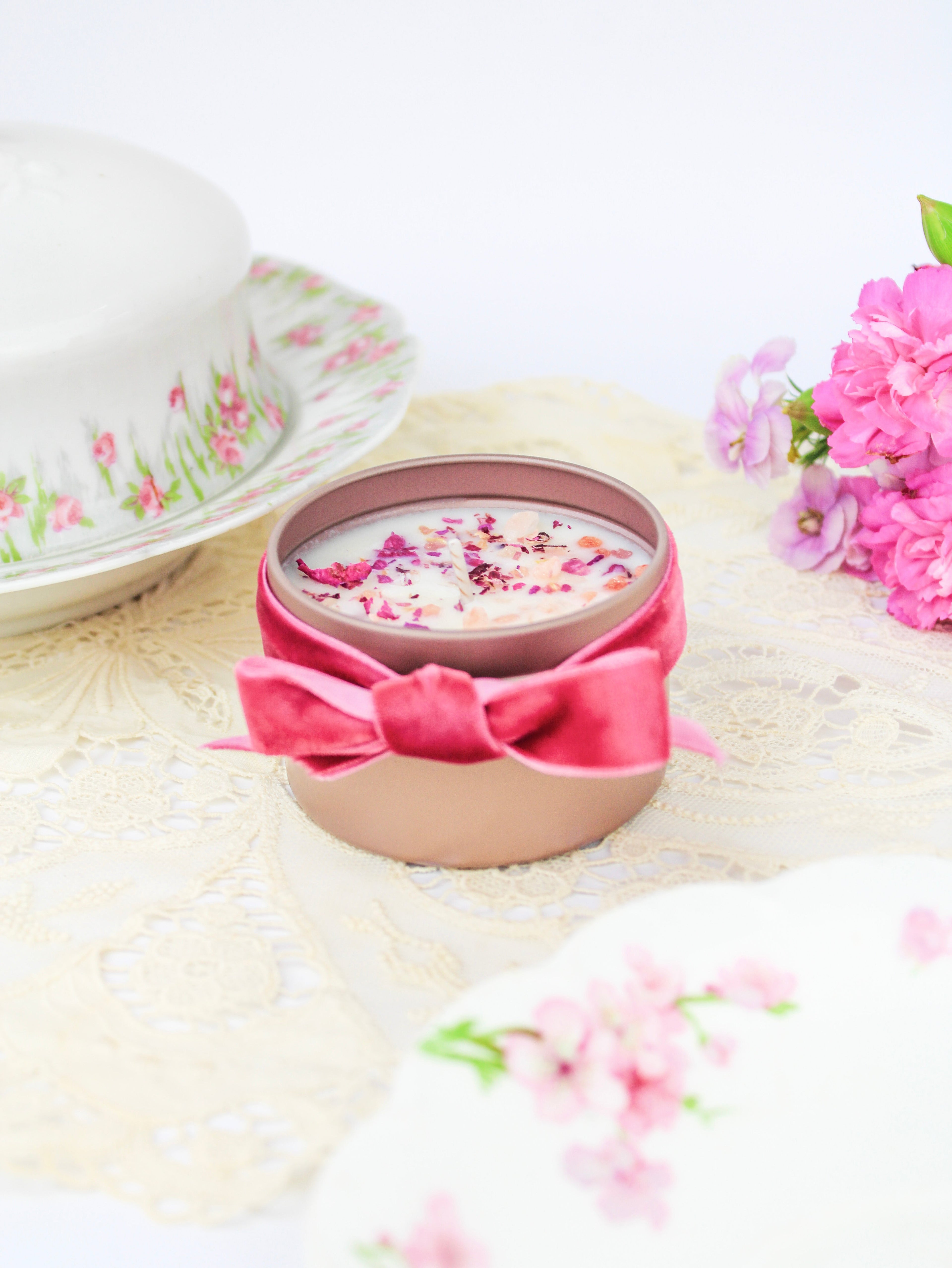 Unlabeled 4 oz Botanical Soy Wax Candles – Party Favors